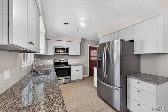 1311 E 3rd Street, Washington, MO 63090