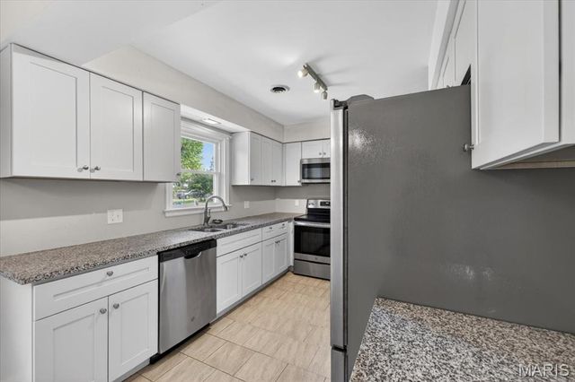 1311 E 3rd Street, Washington, MO 63090