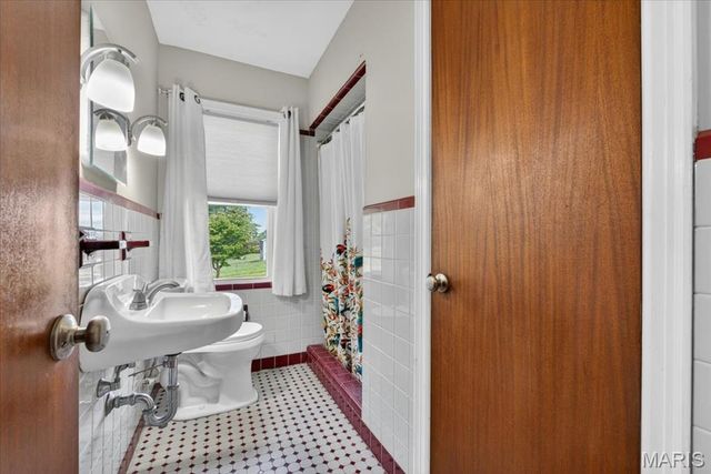 1311 E 3rd Street, Washington, MO 63090