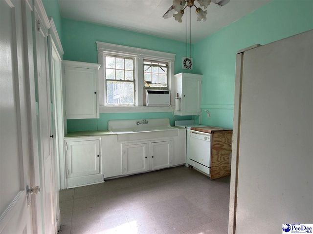 515 W Pine St, Florence, SC 29501