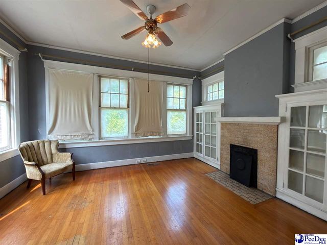 515 W Pine St, Florence, SC 29501