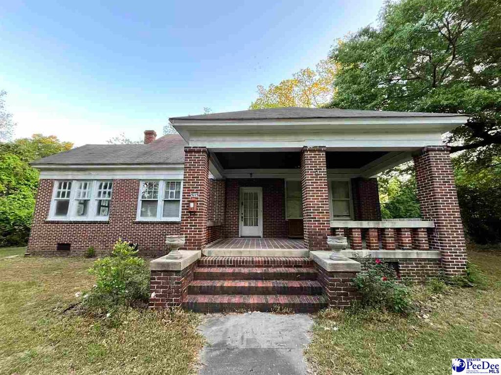 515 W Pine St, Florence, SC 29501