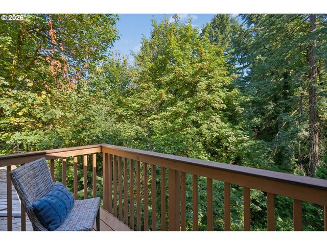 2535 Sw PATTON Ct, Portland, OR 97201