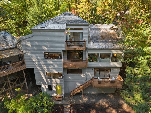 2535 Sw PATTON Ct, Portland, OR 97201