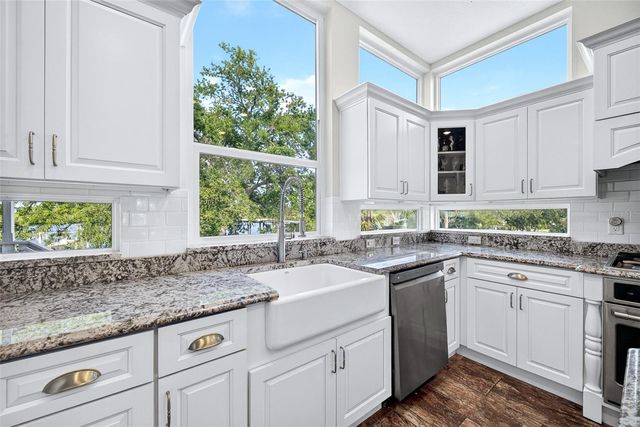 1538 RIVERSIDE DRIVE, Tarpon Springs, FL 34689