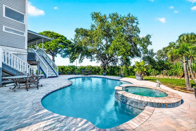 1538 RIVERSIDE DRIVE, Tarpon Springs, FL 34689