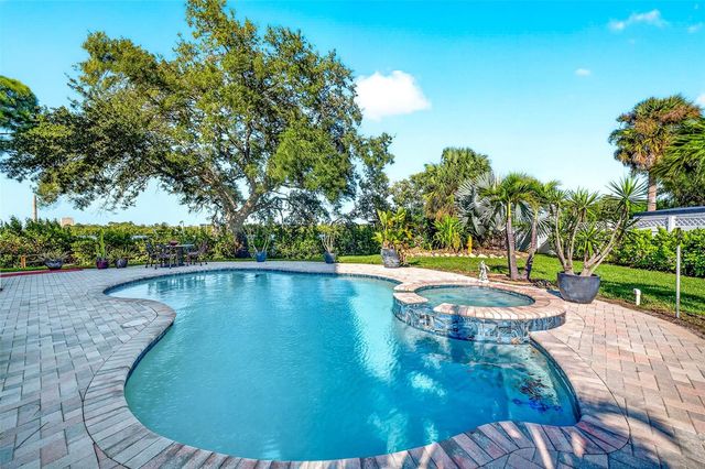 1538 RIVERSIDE DRIVE, Tarpon Springs, FL 34689