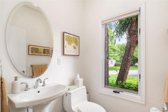 142 Woodbrook Road, White Plains, NY 10605