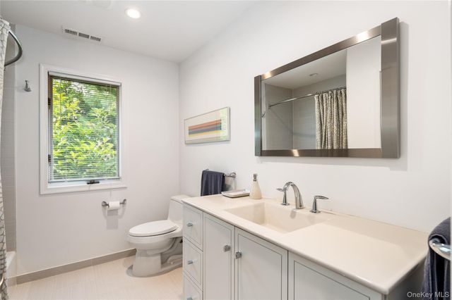 142 Woodbrook Road, White Plains, NY 10605