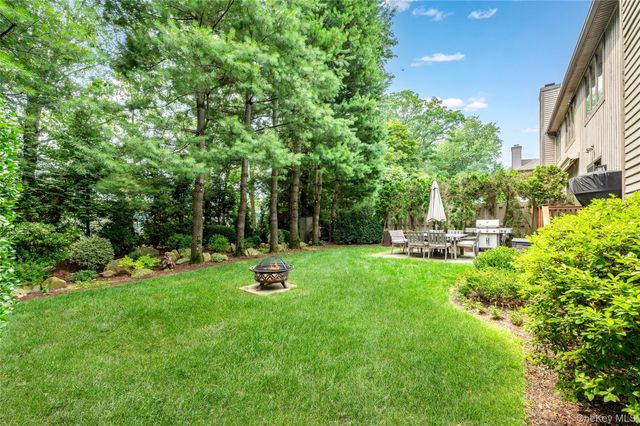 142 Woodbrook Road, White Plains, NY 10605