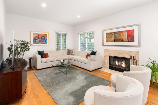142 Woodbrook Road, White Plains, NY 10605
