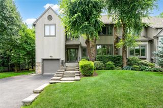 142 Woodbrook Road, White Plains, NY 10605