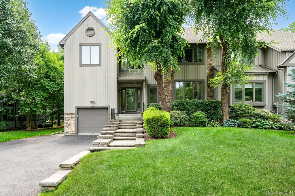142 Woodbrook Road, White Plains, NY 10605