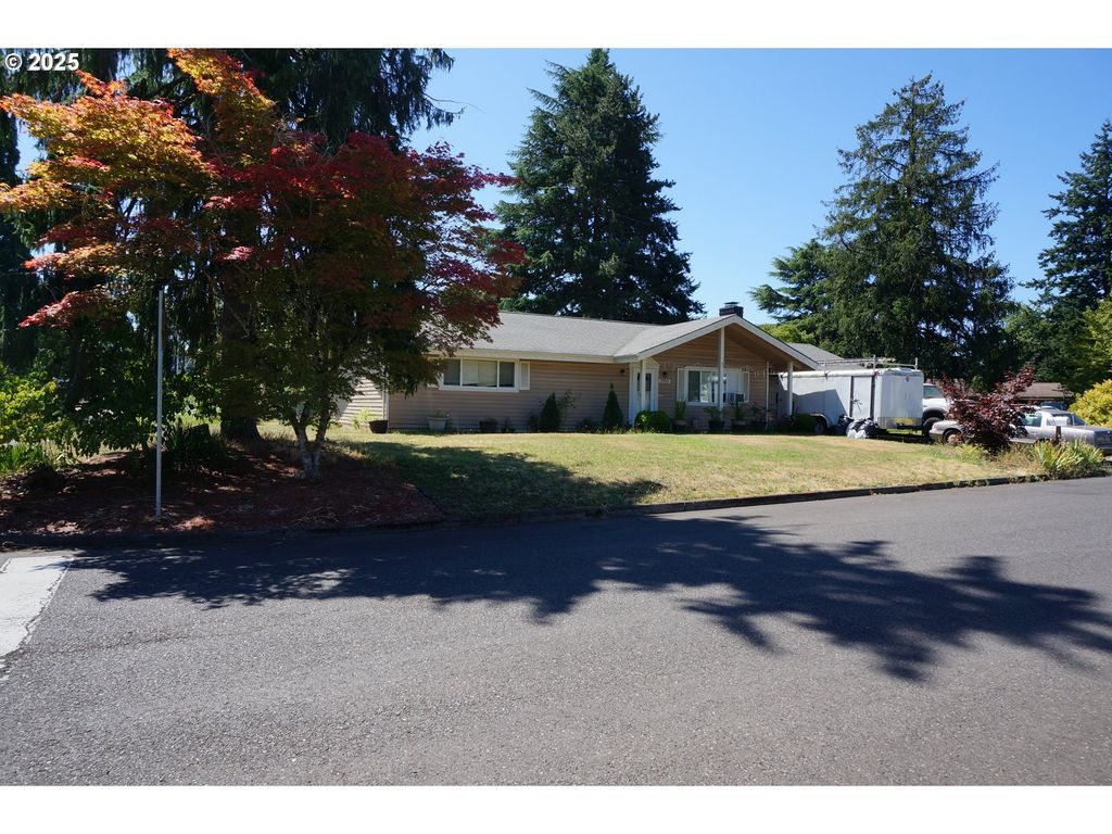 13301 Ne 20TH St, Vancouver, WA 98684