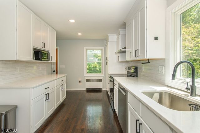 17 Torden Pl, Rockaway Twp., NJ 07866
