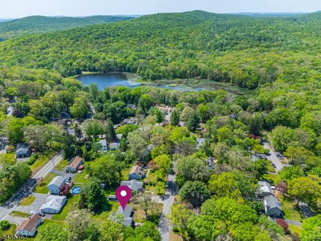 17 Torden Pl, Rockaway Twp., NJ 07866