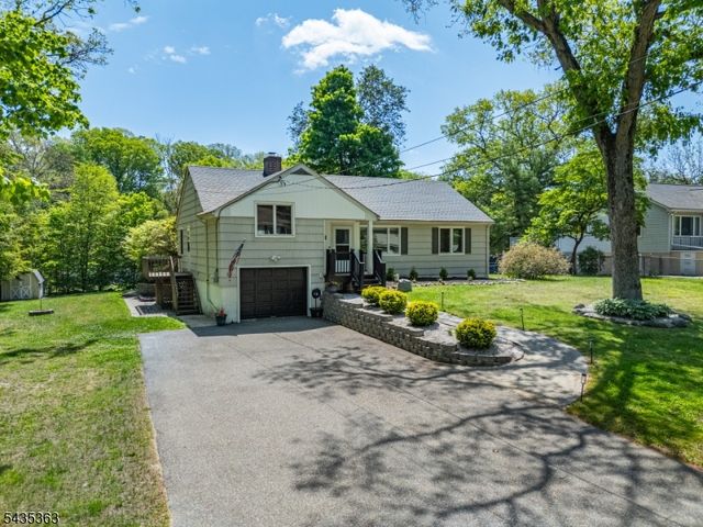 17 Torden Pl, Rockaway Twp., NJ 07866