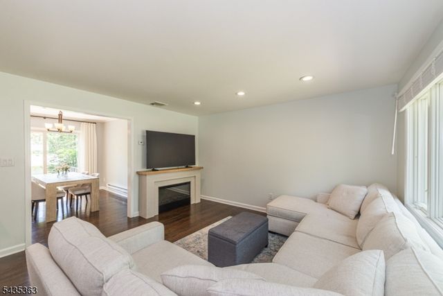 17 Torden Pl, Rockaway Twp., NJ 07866