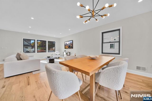 285 Washington Street, Teaneck, NJ 07666