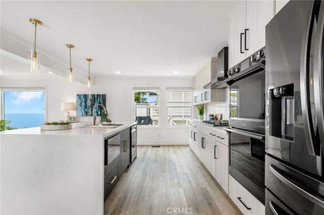 32015 Point Place, Laguna Beach, CA 92651