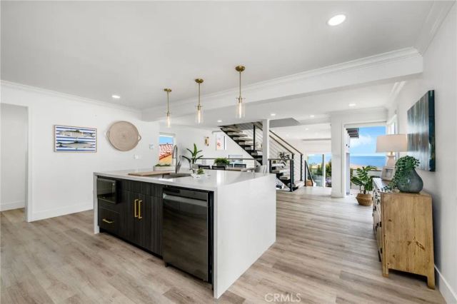 32015 Point Place, Laguna Beach, CA 92651
