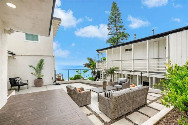 32015 Point Place, Laguna Beach, CA 92651