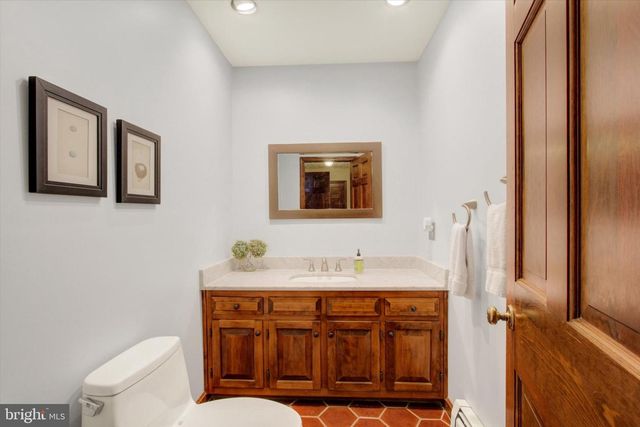 3806 SMOKETOWN RD, Glenville, PA 17329