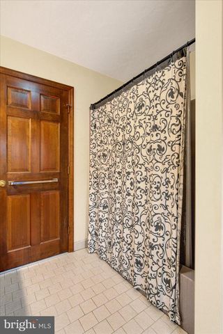 3806 SMOKETOWN RD, Glenville, PA 17329