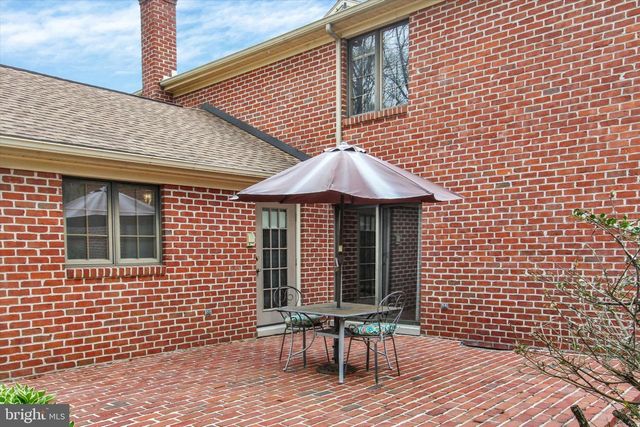 3806 SMOKETOWN RD, Glenville, PA 17329