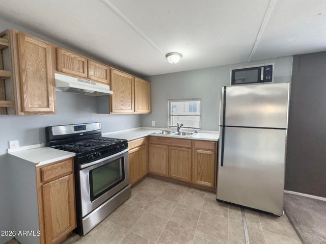 13522 W MARYLAND Avenue, Litchfield Park, AZ 85340