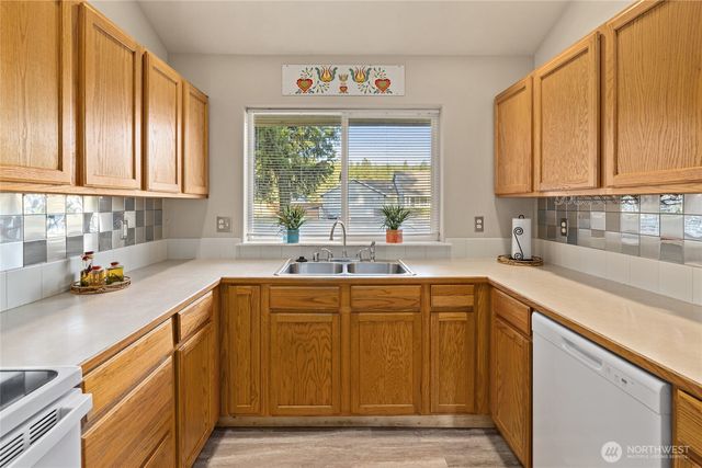 907 Marian Drive, Cle Elum, WA 98922