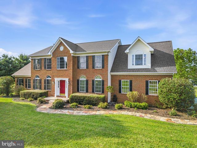 12025 LINDSEY CORNER LN, Lovettsville, VA 20180