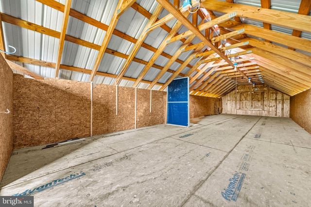 12025 LINDSEY CORNER LN, Lovettsville, VA 20180