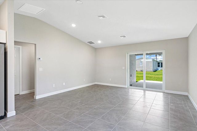 15 Jacaranda Lane, Port St Lucie, FL 34952