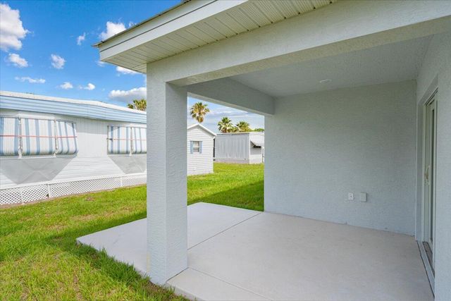 15 Jacaranda Lane, Port St Lucie, FL 34952