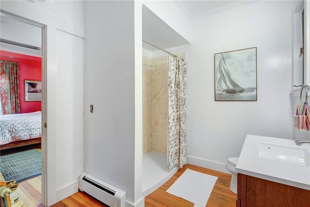 24 Hunter Avenue, Newport, RI 02840