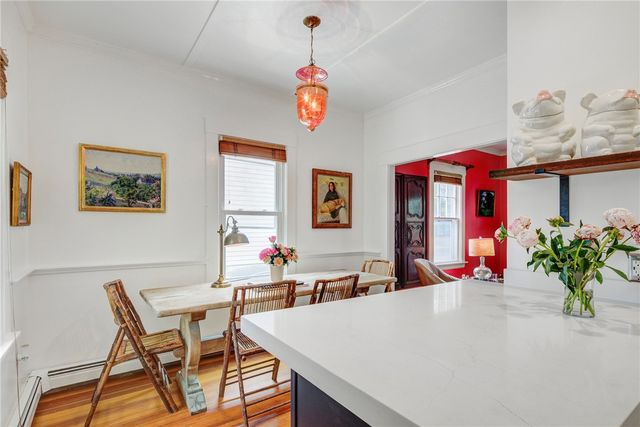 24 Hunter Avenue, Newport, RI 02840