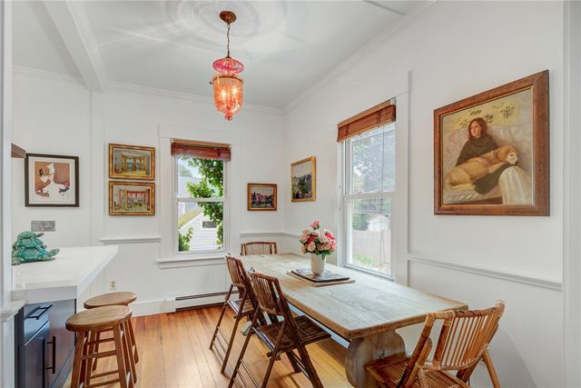 24 Hunter Avenue, Newport, RI 02840