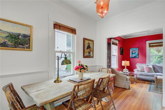 24 Hunter Avenue, Newport, RI 02840