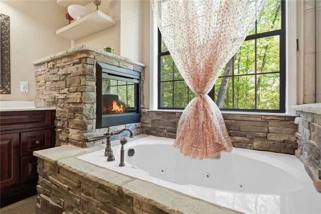 215 Inlet Pointe Drive, Anderson, SC 29625