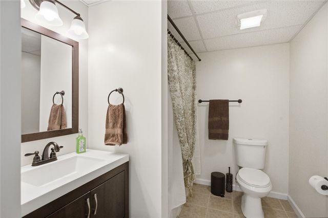 215 Inlet Pointe Drive, Anderson, SC 29625