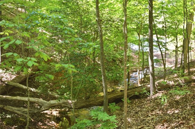 215 Inlet Pointe Drive, Anderson, SC 29625