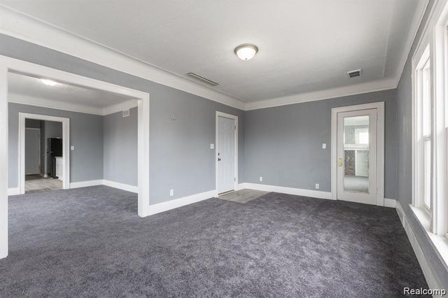 12186 Roselawn Street, Detroit, MI 48204