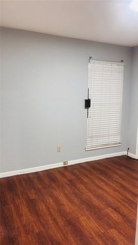 8343 Sterlingshire Street, Houston, TX 77078