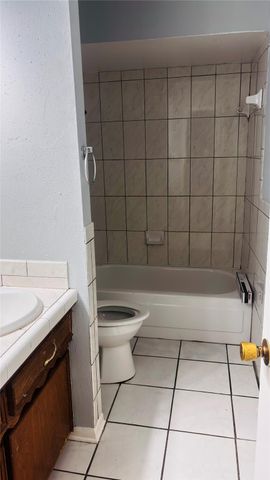 8343 Sterlingshire Street, Houston, TX 77078