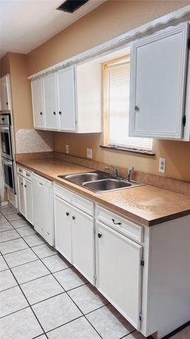 8343 Sterlingshire Street, Houston, TX 77078