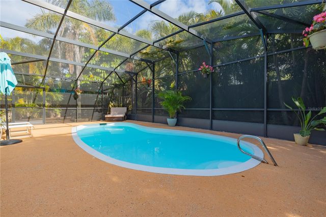 1421 BEACON STREET, New Smyrna Beach, FL 32169