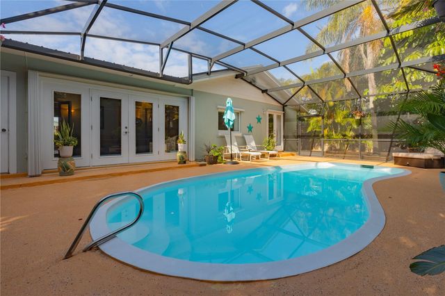 1421 BEACON STREET, New Smyrna Beach, FL 32169