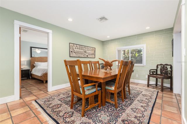 1421 BEACON STREET, New Smyrna Beach, FL 32169