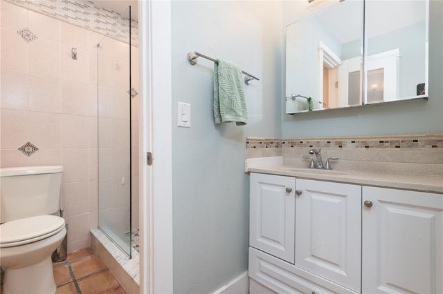 1421 BEACON STREET, New Smyrna Beach, FL 32169